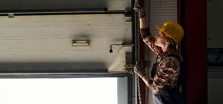 Addressing Common Garage Door Stoppage Issues in Mundelein, IL