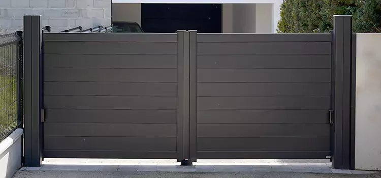 Common Residential Gate Issues We Resolve in Mundelein, IL