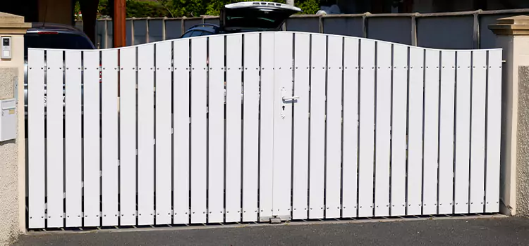 Why Choose Us for Residential Gate Repair in Mundelein, IL?